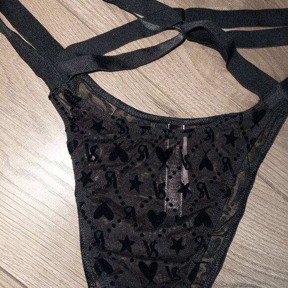 NWT Victoria’s Secret Black Logo Lace Banded
Brazilian Panty‎ Size XL - Picture 3 of 9